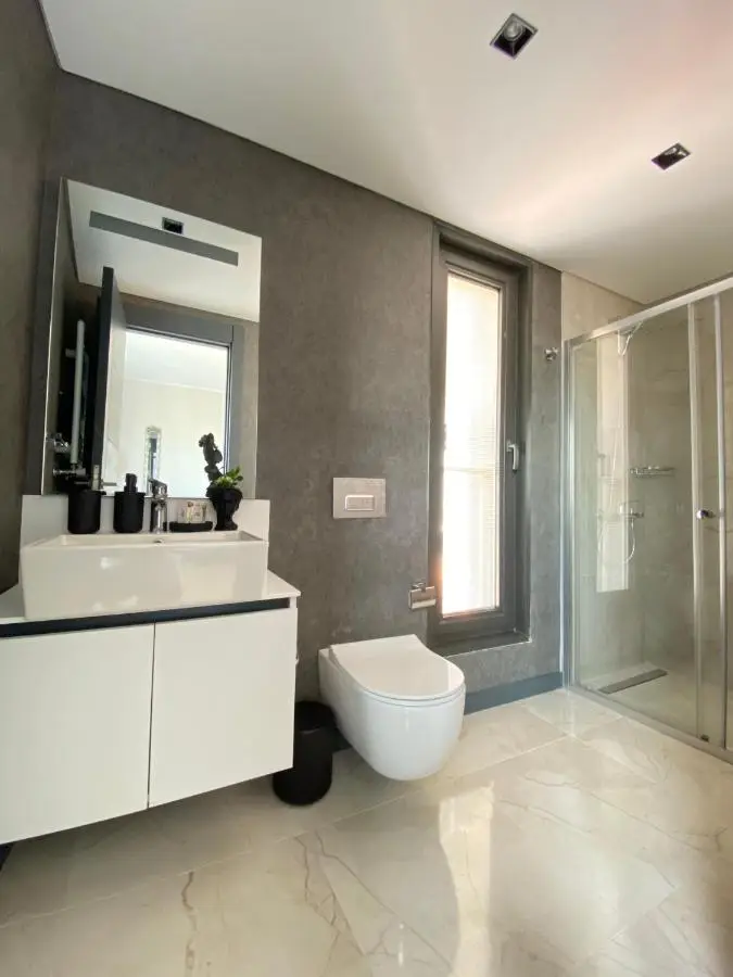 Luxury Duplex with Terrace Apartment by Siena Suites
