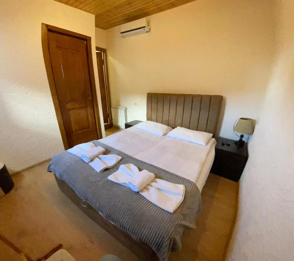Sanuela Guest House