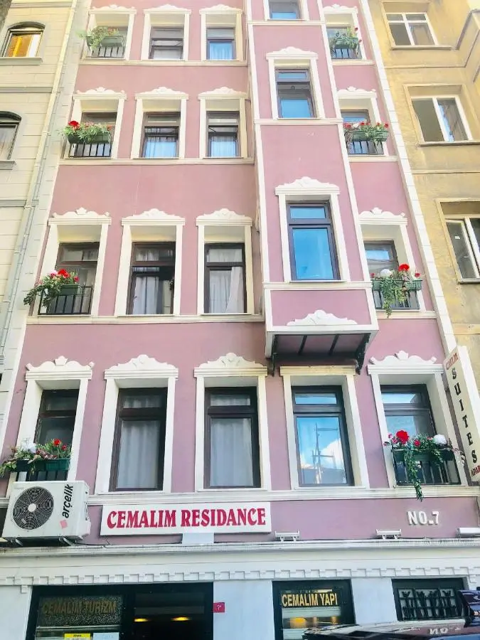TAKSİM CMLM Suit