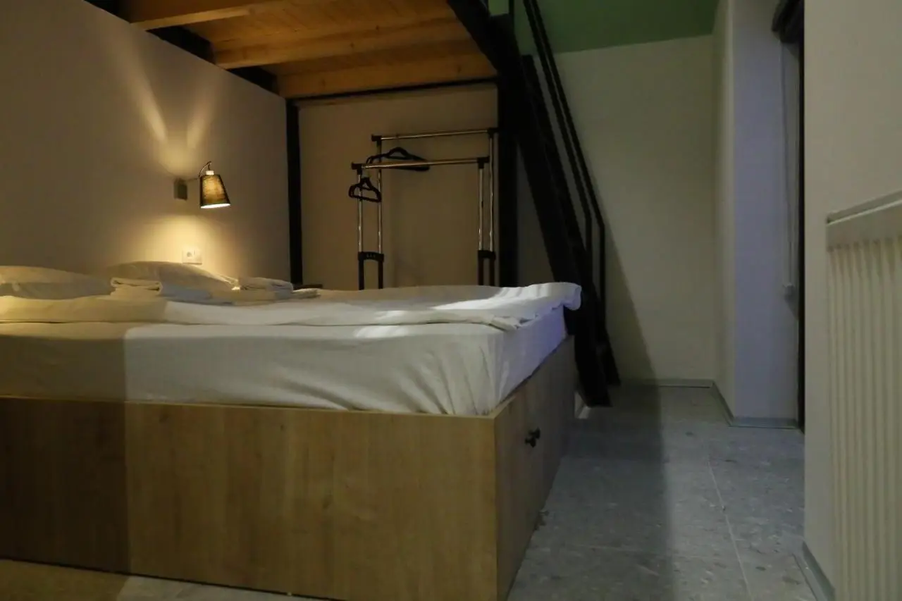 Khada Hostel
