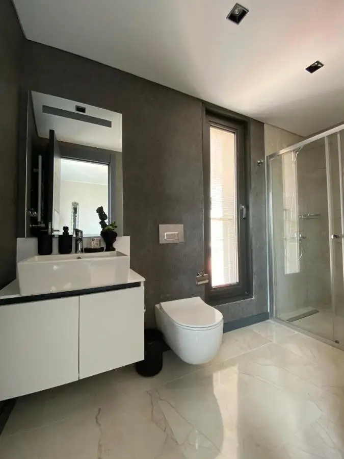 Luxury Duplex with Terrace Apartment by Siena Suites
