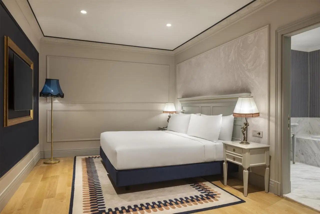Palazzo Donizetti Istanbul, Tapestry Collection by Hilton