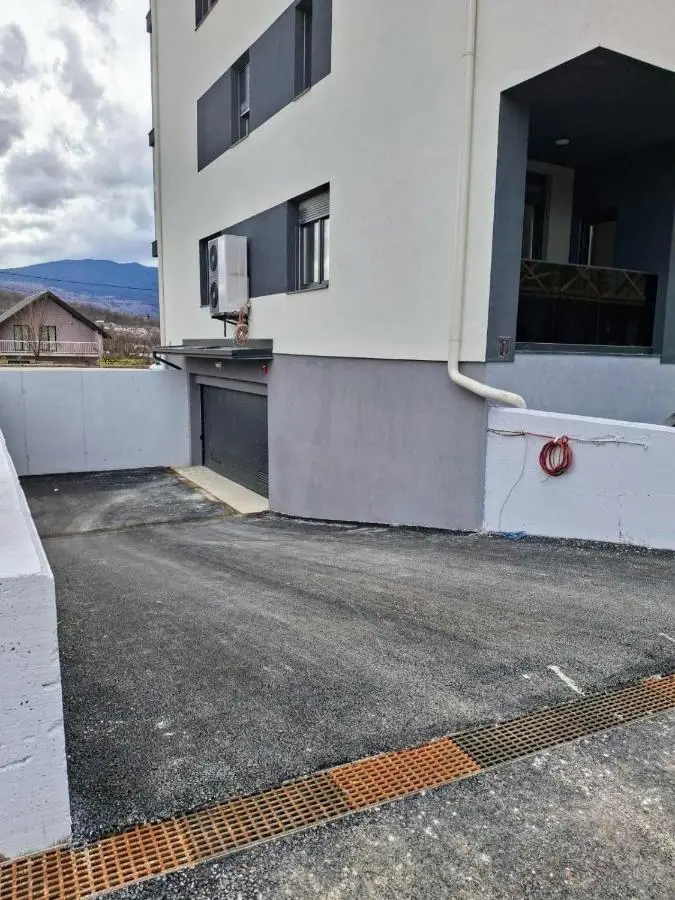 Apartment Alina Istocno Sarajevo with private garage Lukavica