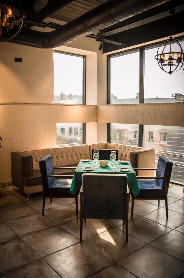 Hillmond Hotel
