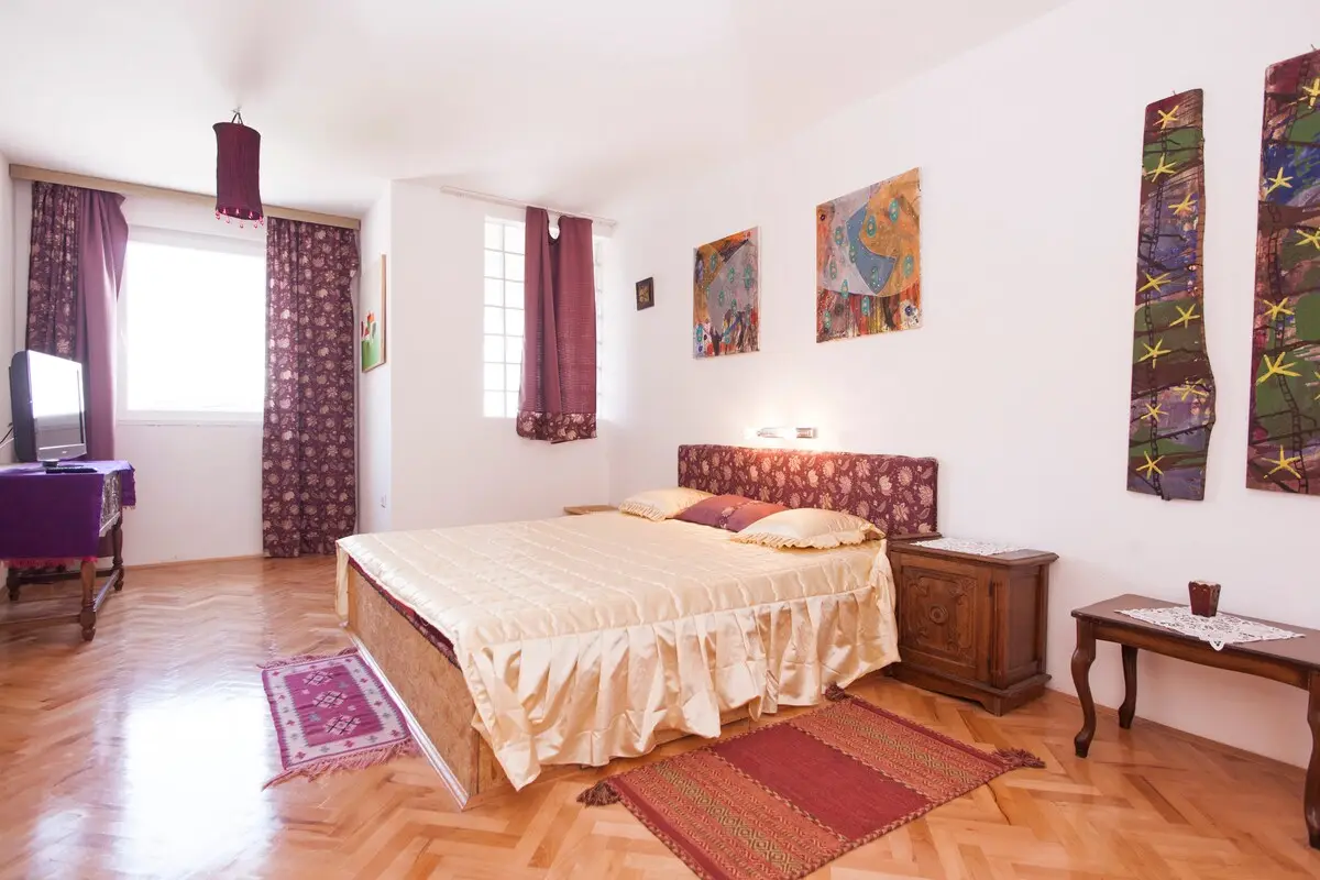 Charming 4-Bedroom Art House in Sarajevo Center