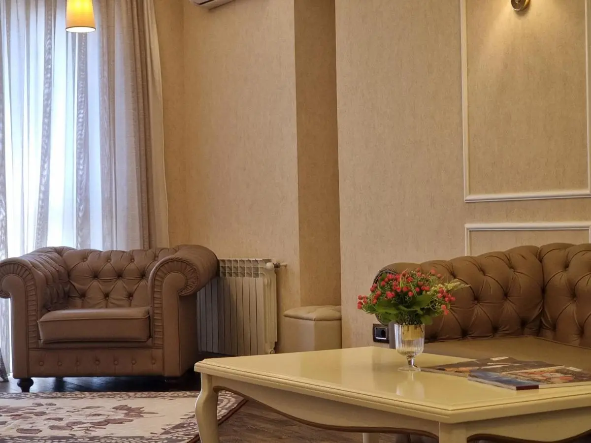 Park Azure Classic Apartment
