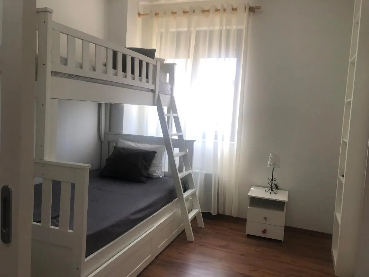 Grand Central Apartment LTH