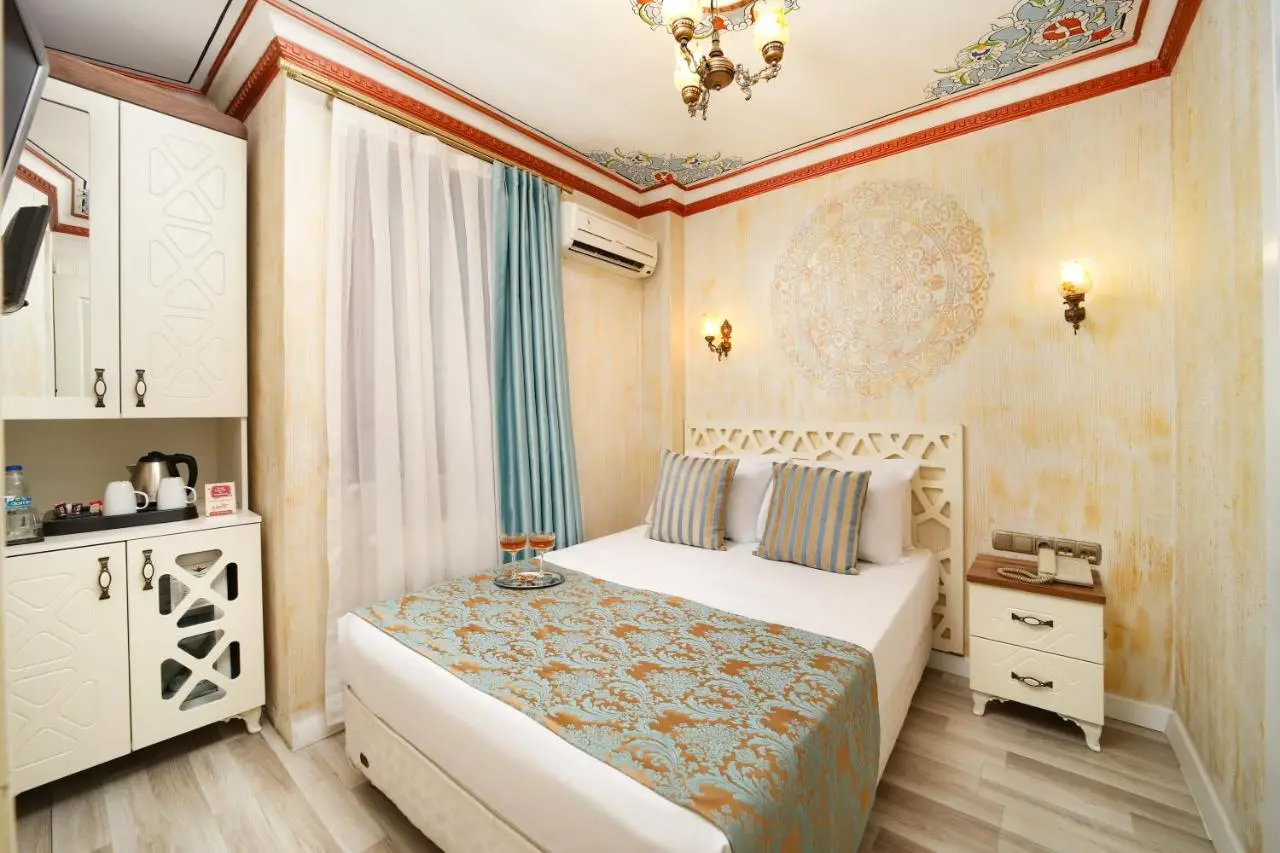 Aldem Hotel