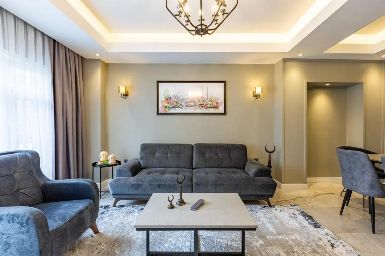 Seraglio Hotel & Suites