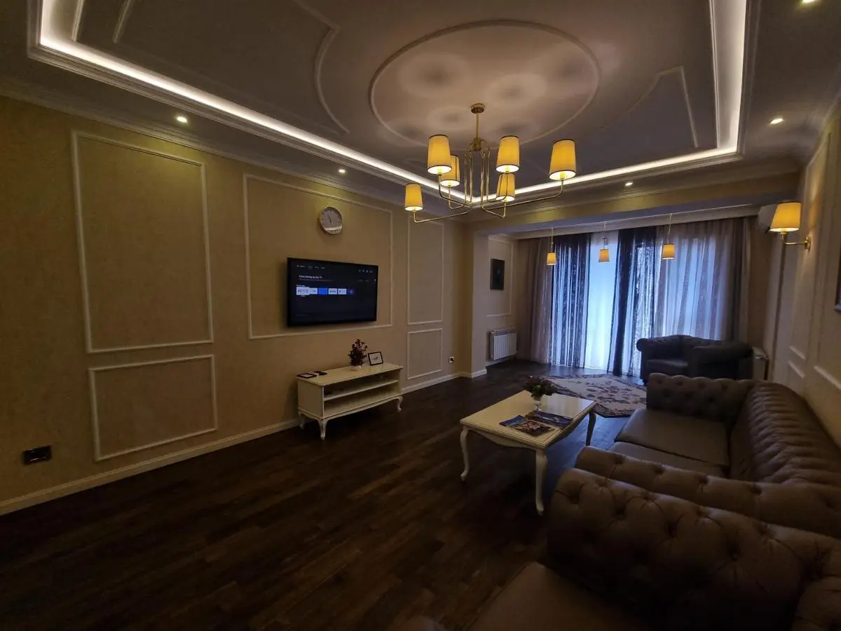 Park Azure Classic Apartment