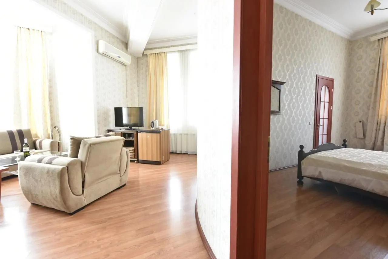 Irmeni Hotel
