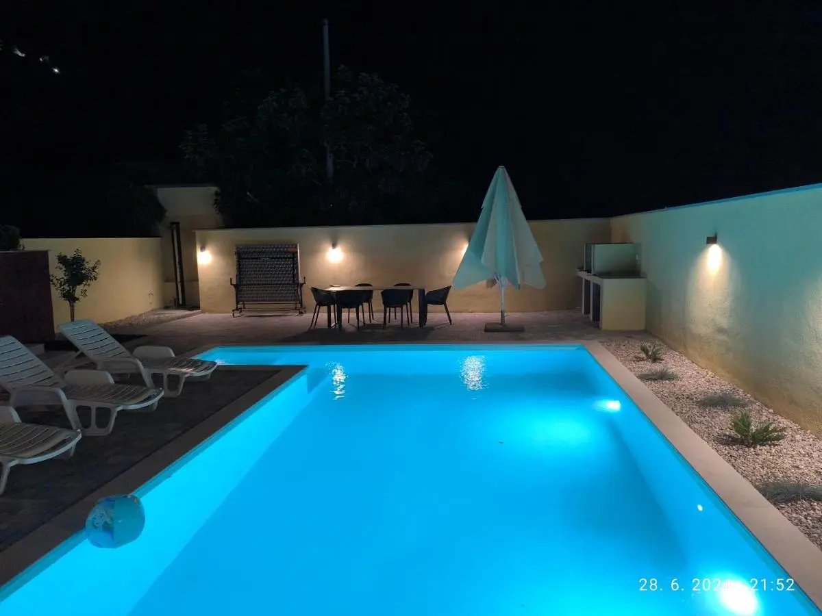 Villa Bona - Private Pool Oasis