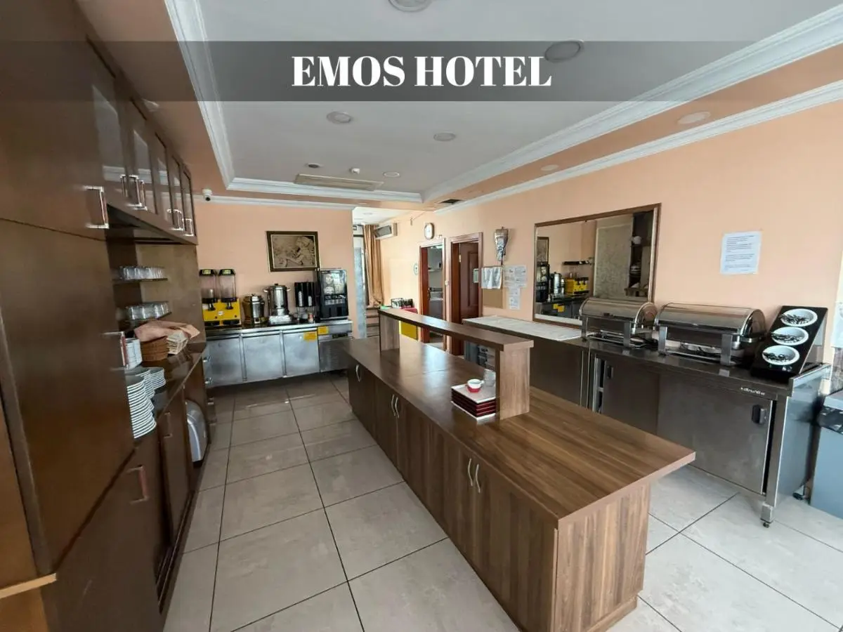 EMOS HOTEL