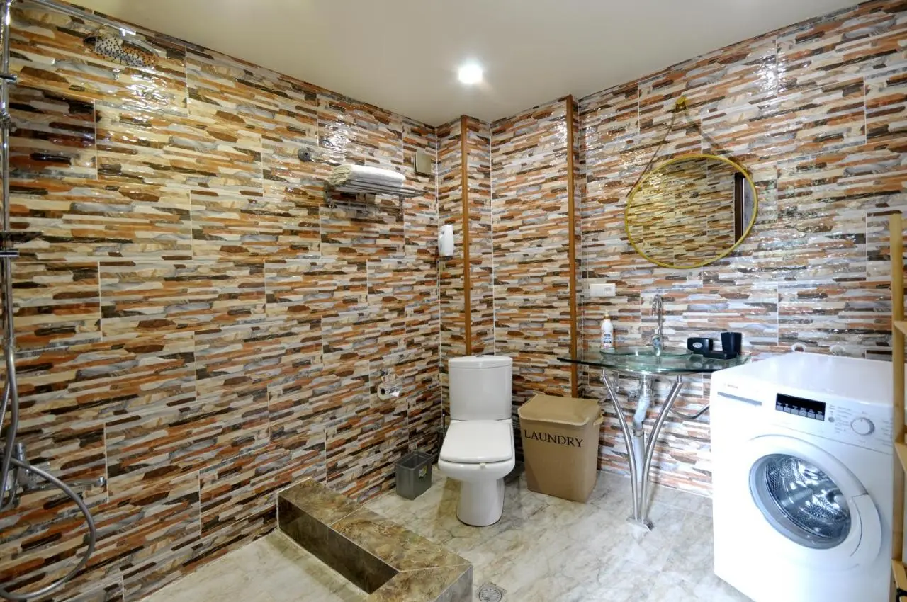 BFG Suites Leselidze