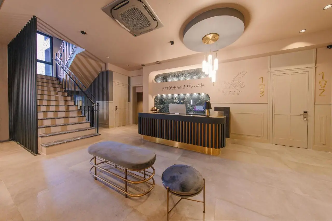STROFI Boutique Hotel