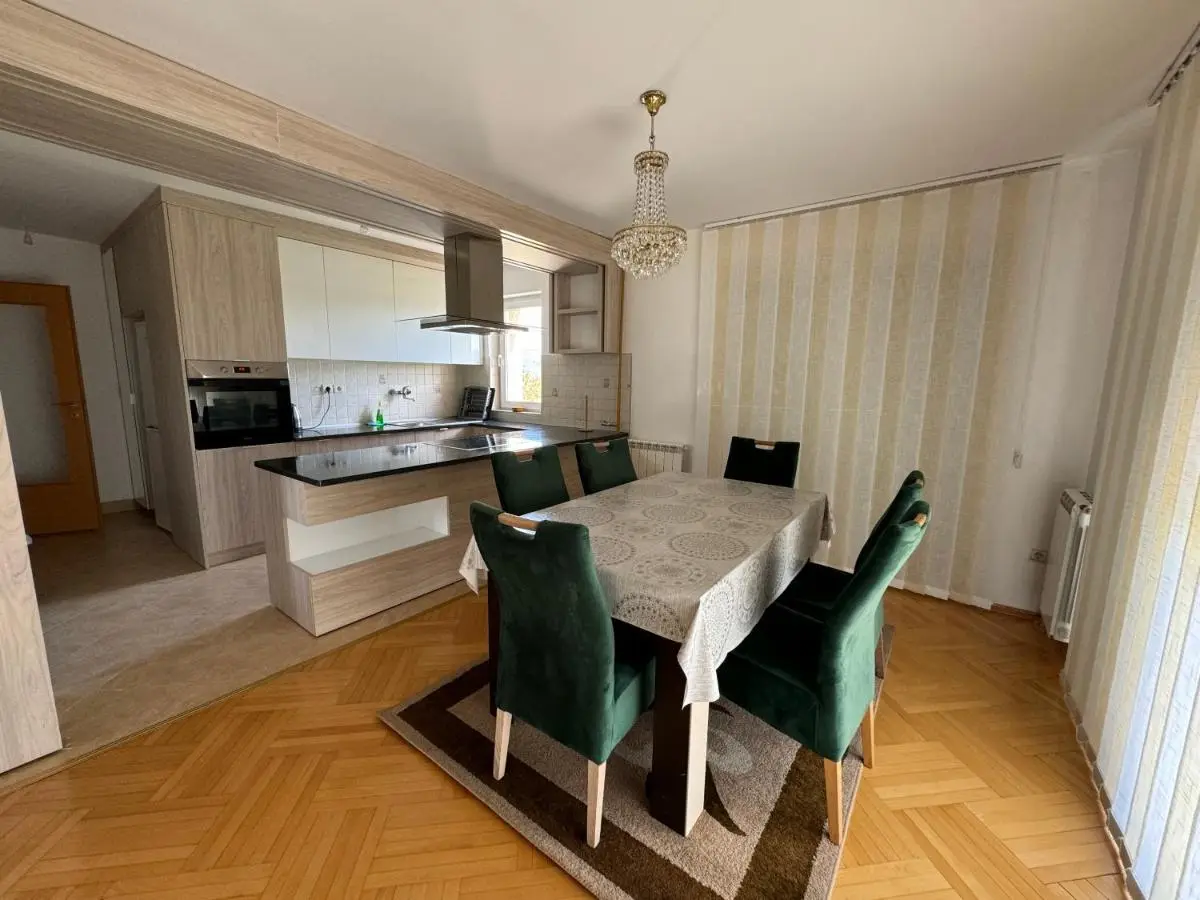 Apartments in villa Sabb for rent