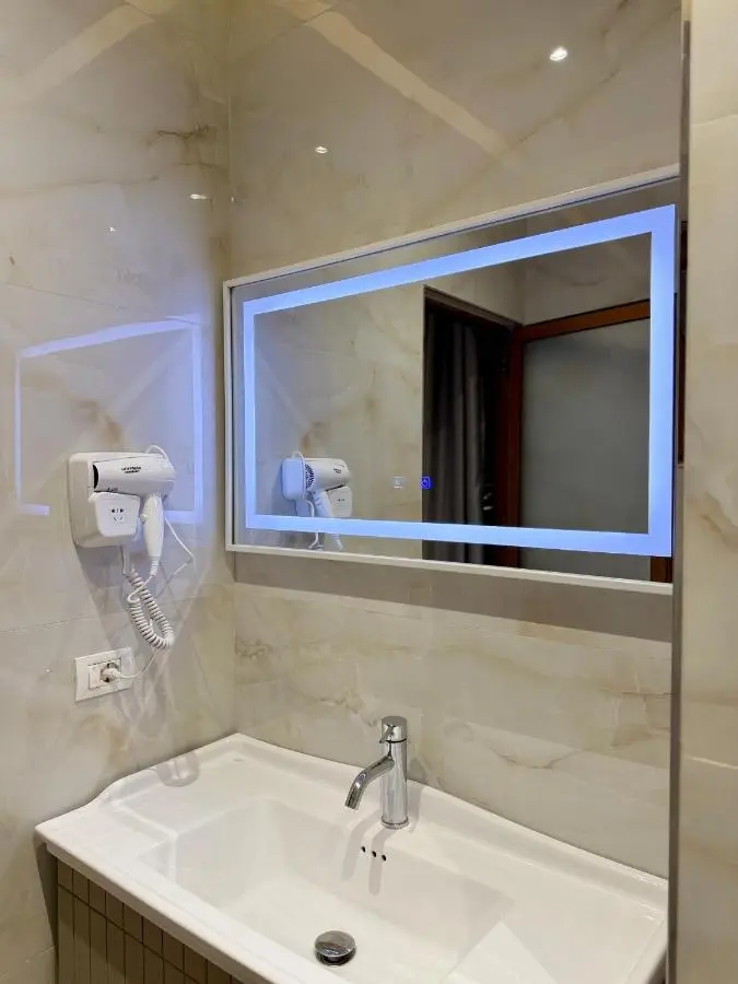 Kamberi Hotel & Apartments