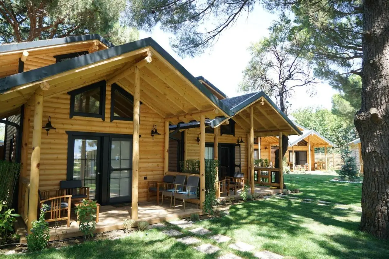Pino Mar Luxury Bungalows