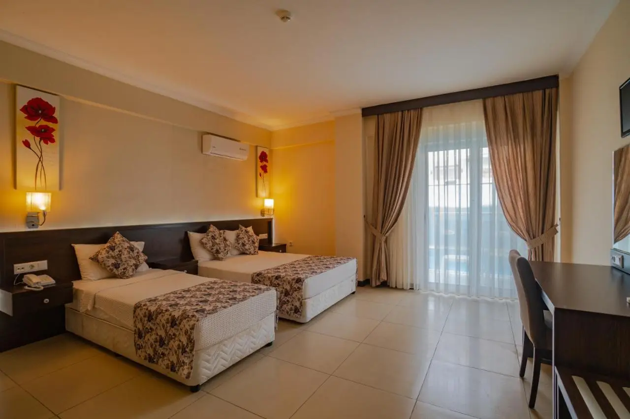 Sunshine Holiday Resort