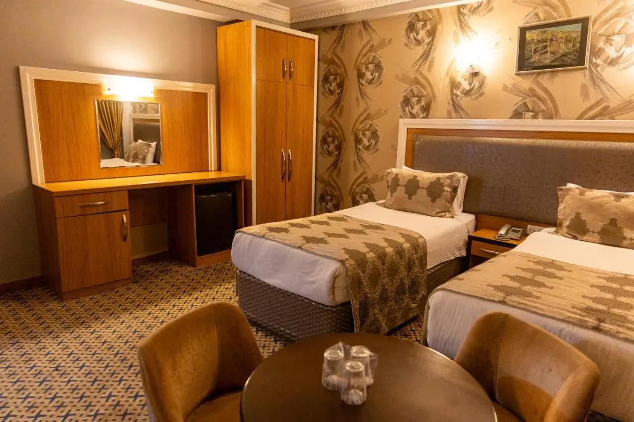 Grand Rosa Hotel