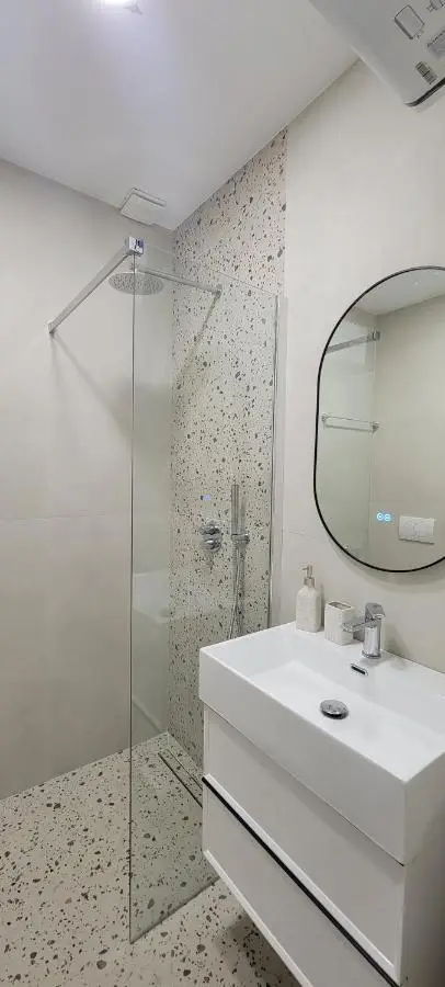 A Cheerful villa with free parking space