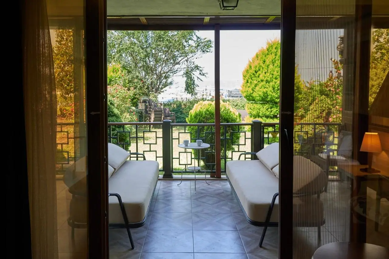 Phellos Suites Boutique Hotel
