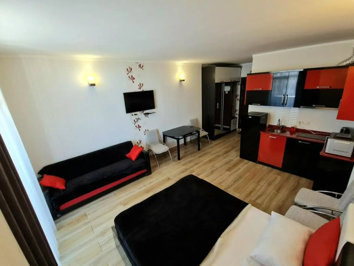 D&D Sea View First Line Apartments