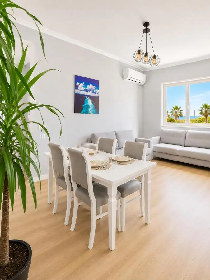 Flors Apartments