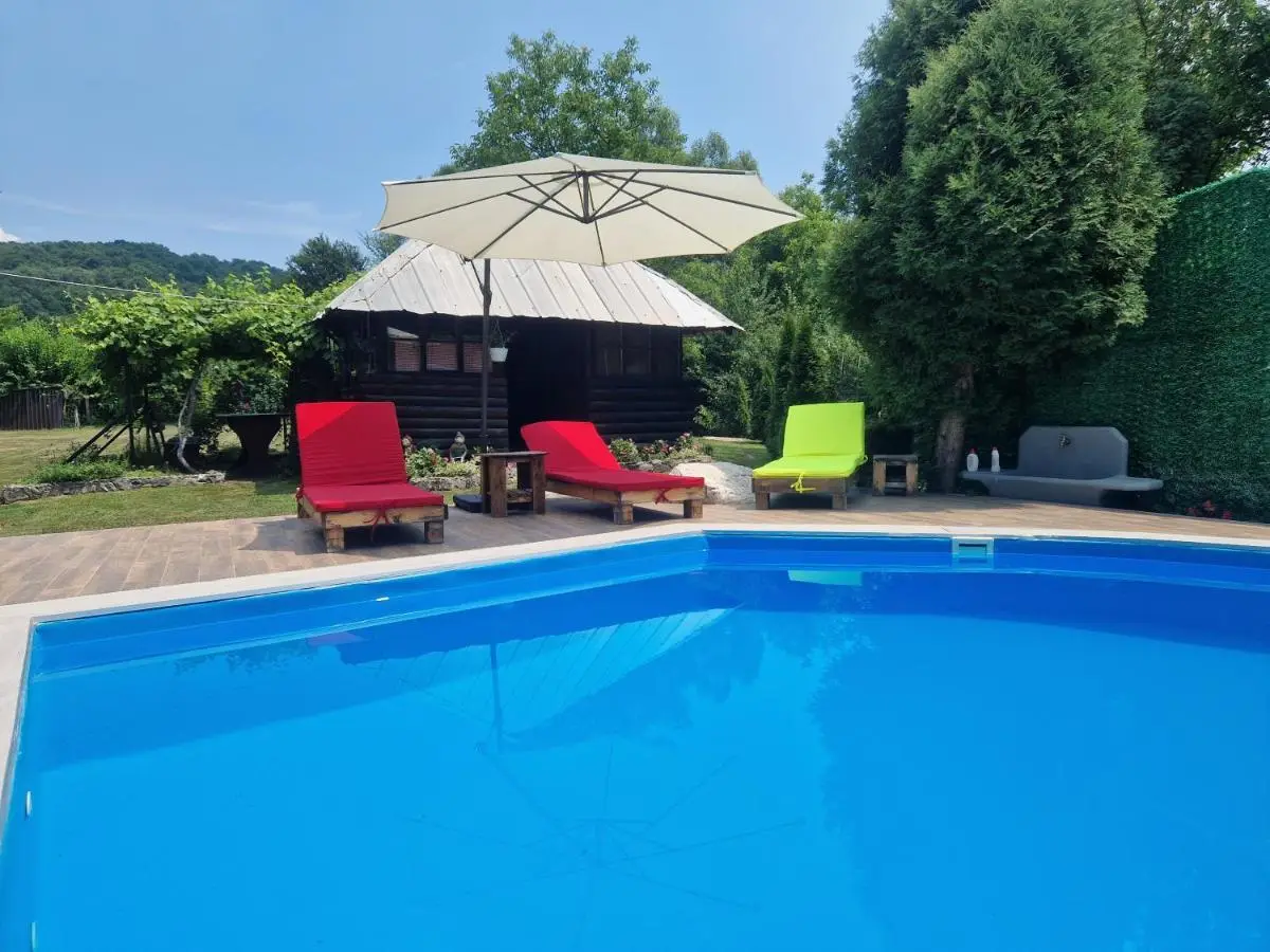 Villa Hipnotic