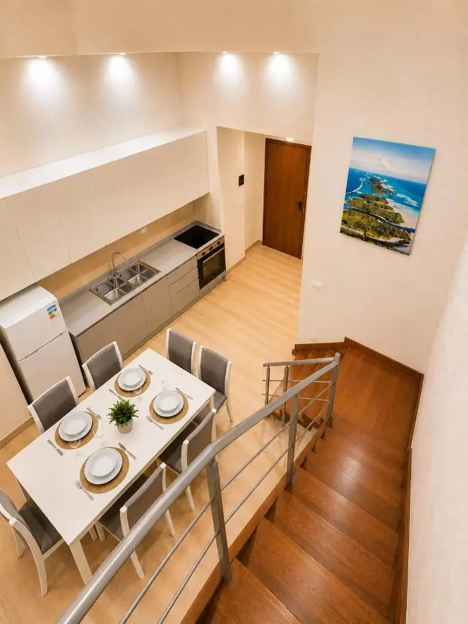 Flors Apartments