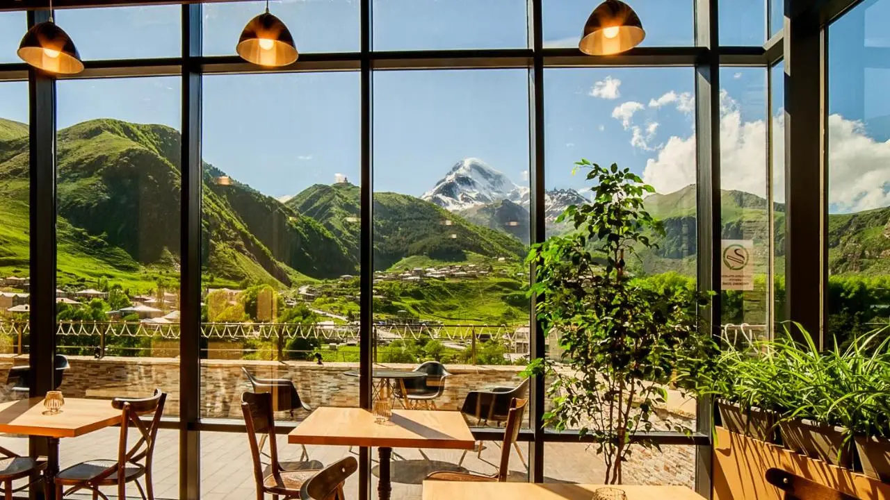 Porta Caucasia Kazbegi