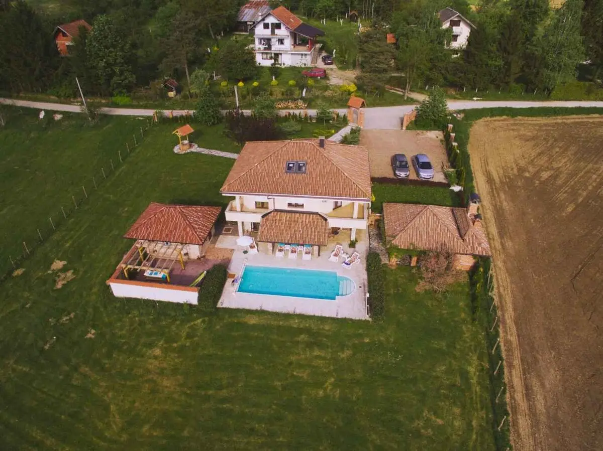 Villa Provence for 8 Persons