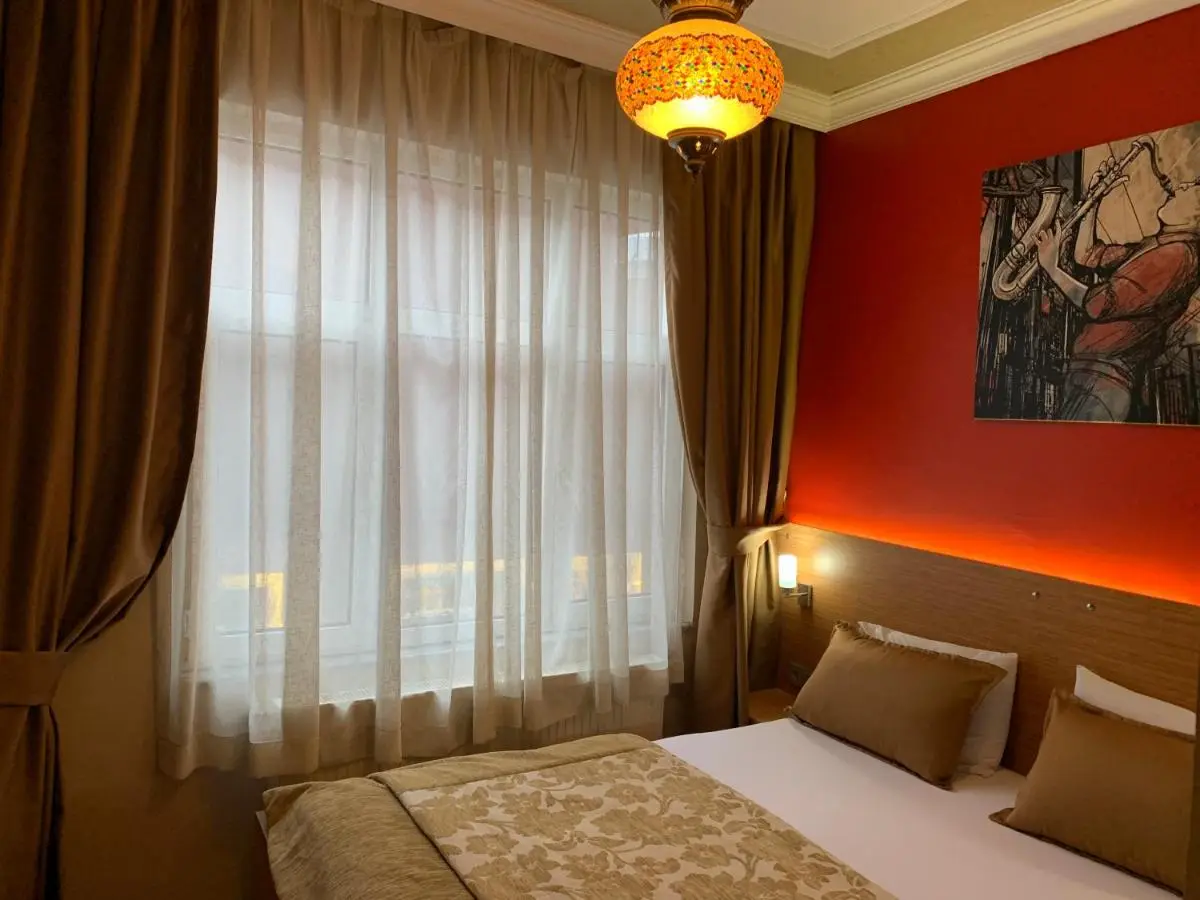 Antique Hostel