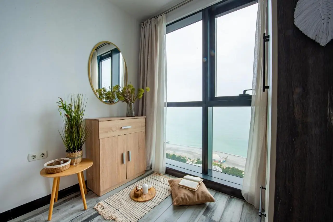 Sea Nirvana - Romantic Apartment with Sea View in Porta Batumi Tower