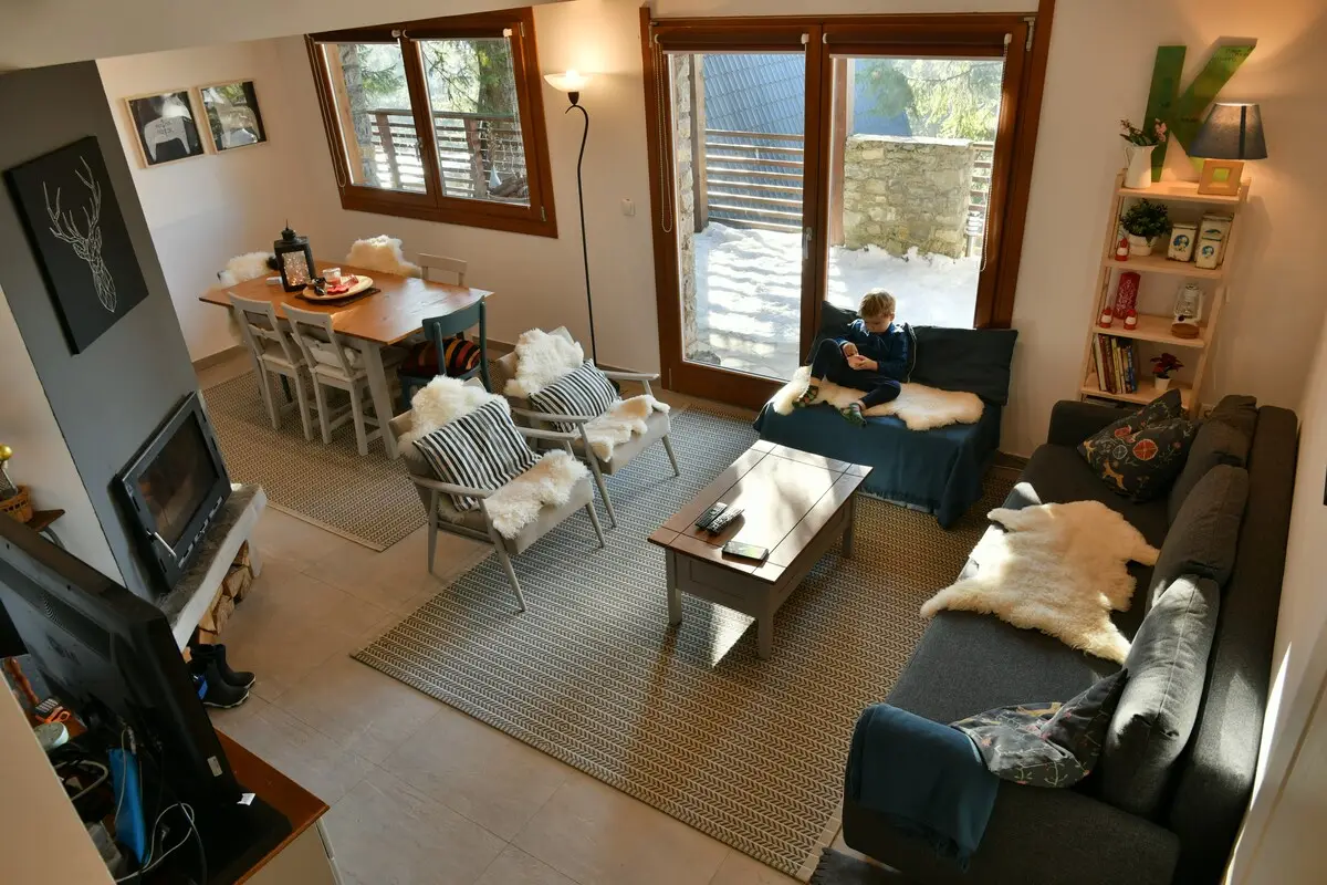 Vlasic Cabin