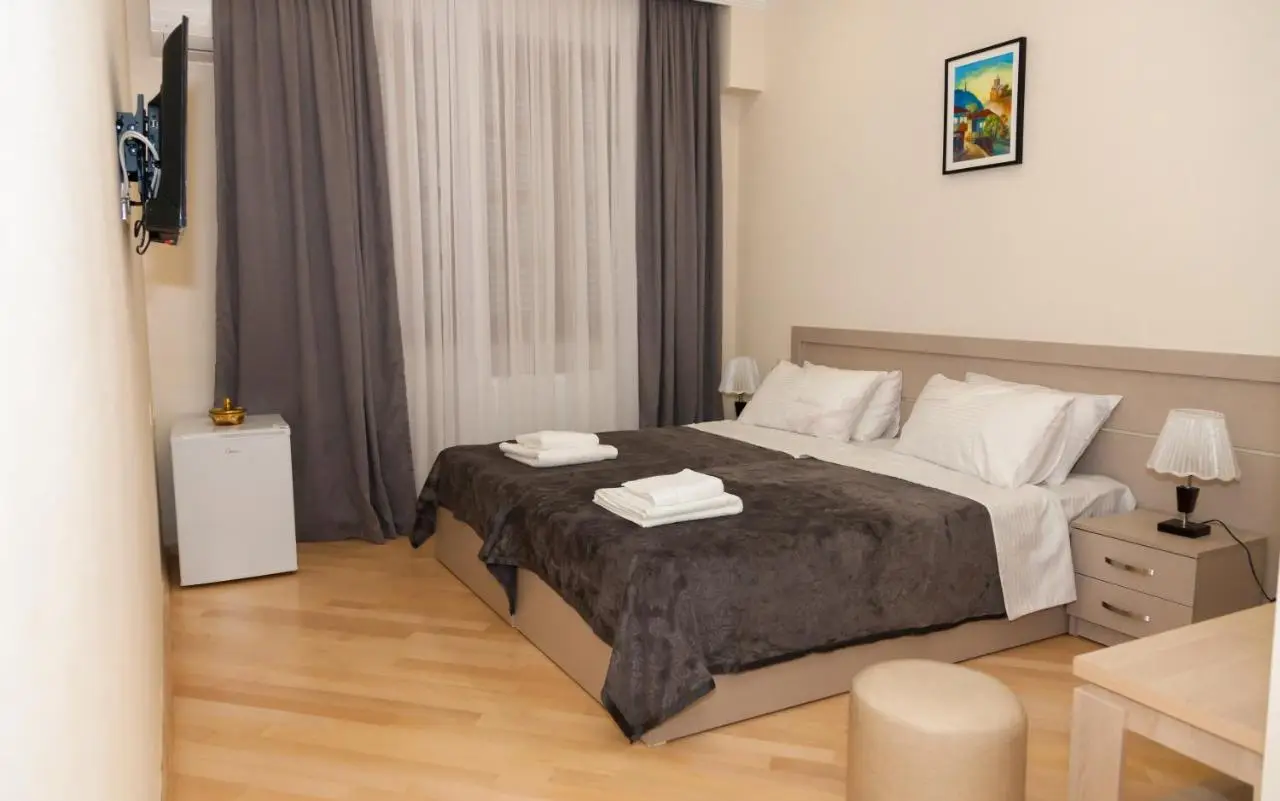 Holiday Rooms