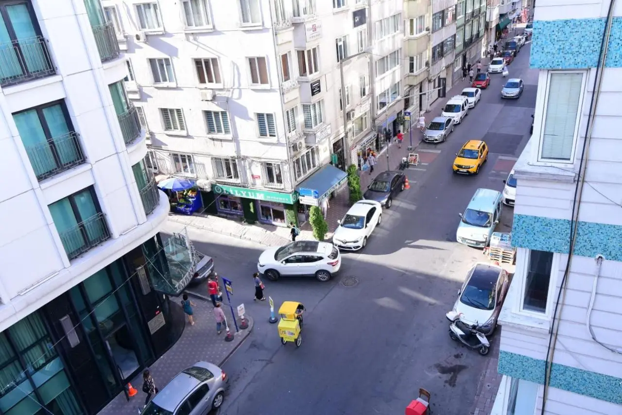 Palas Apartments