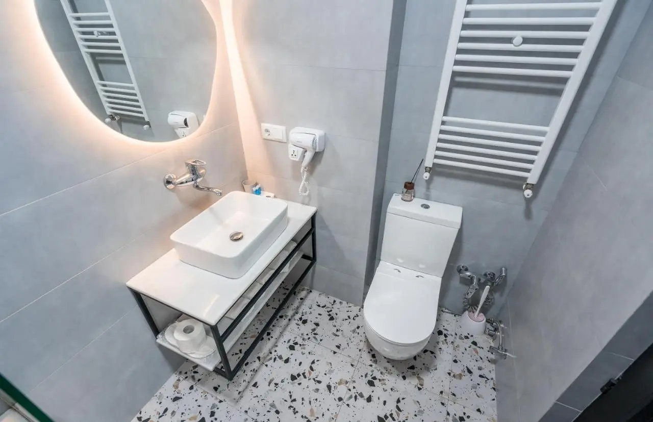 Doors Boutique Hotel