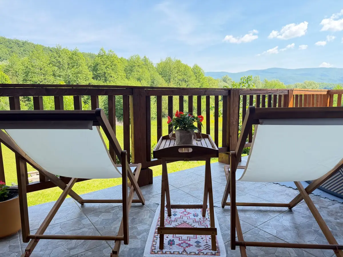 4000m2 Private Riverside Estate