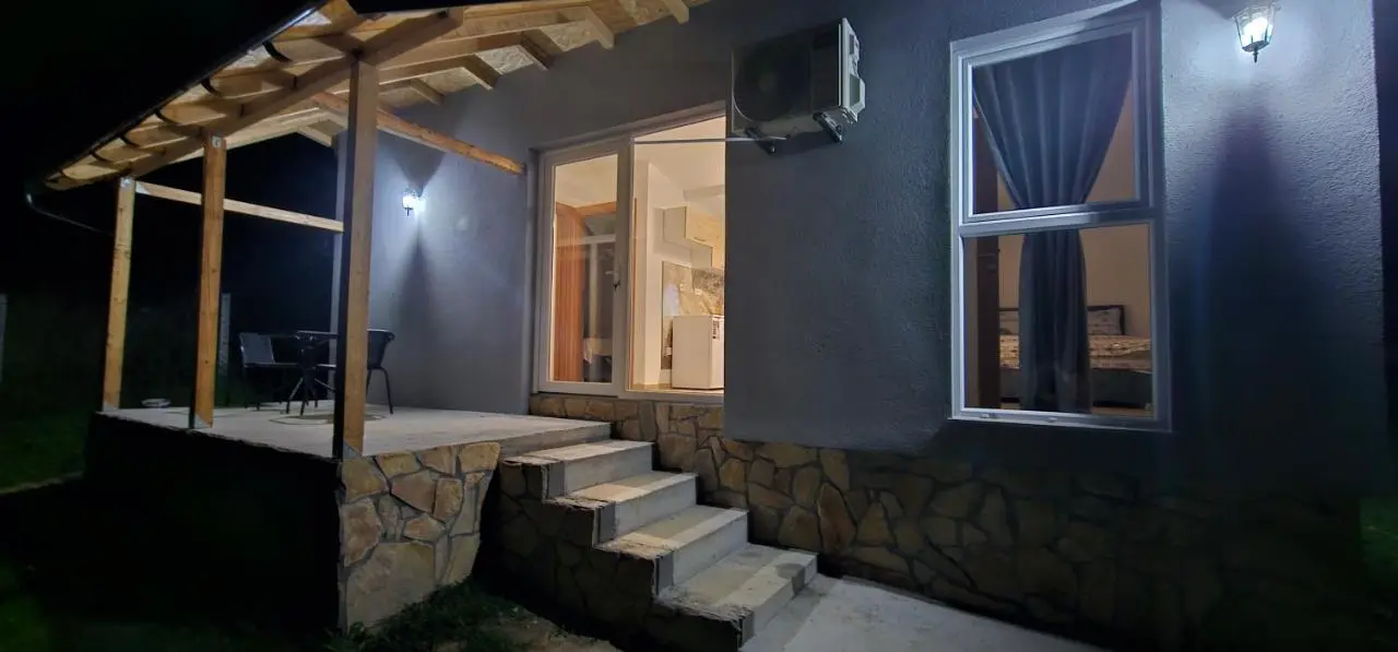 Green Oasis Apartment