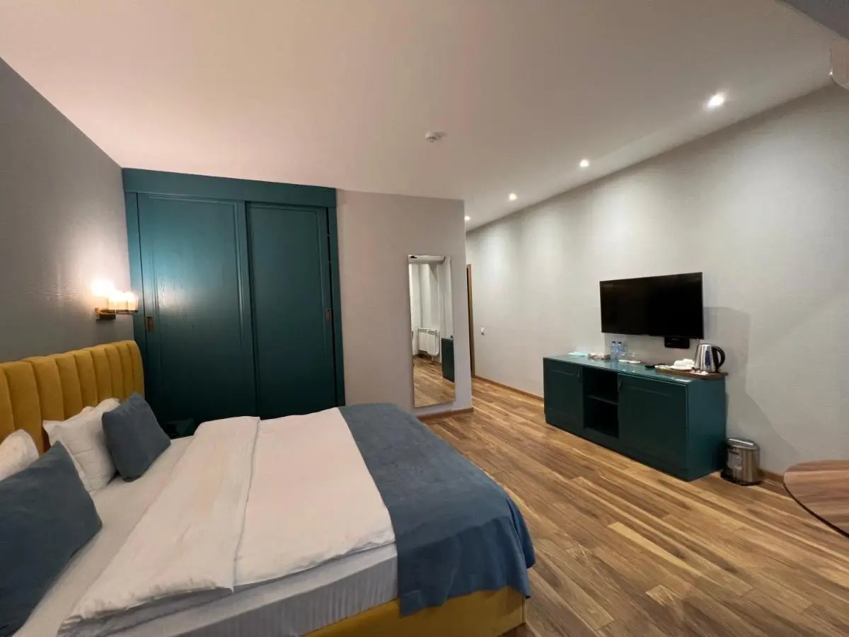 CH Hotel