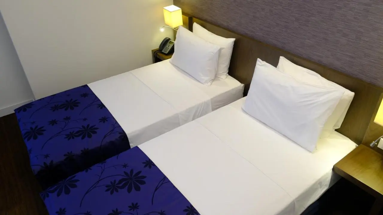 FEZ INN Hotel
