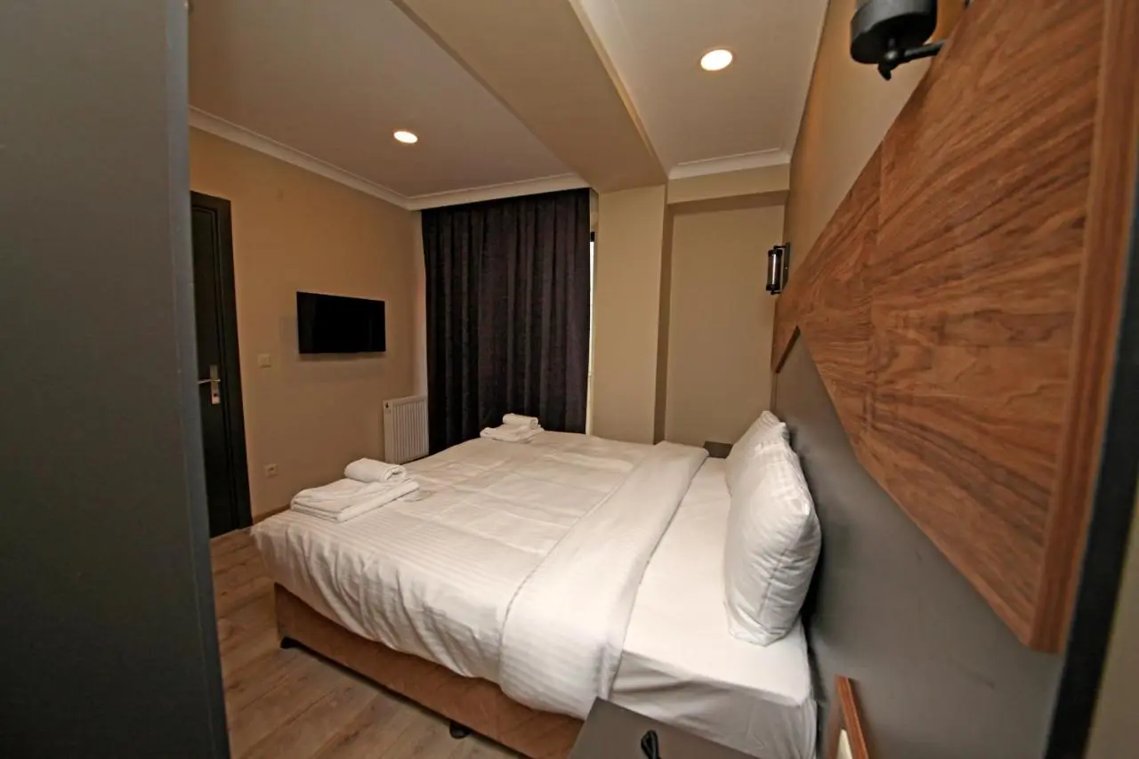 Corner Suite
