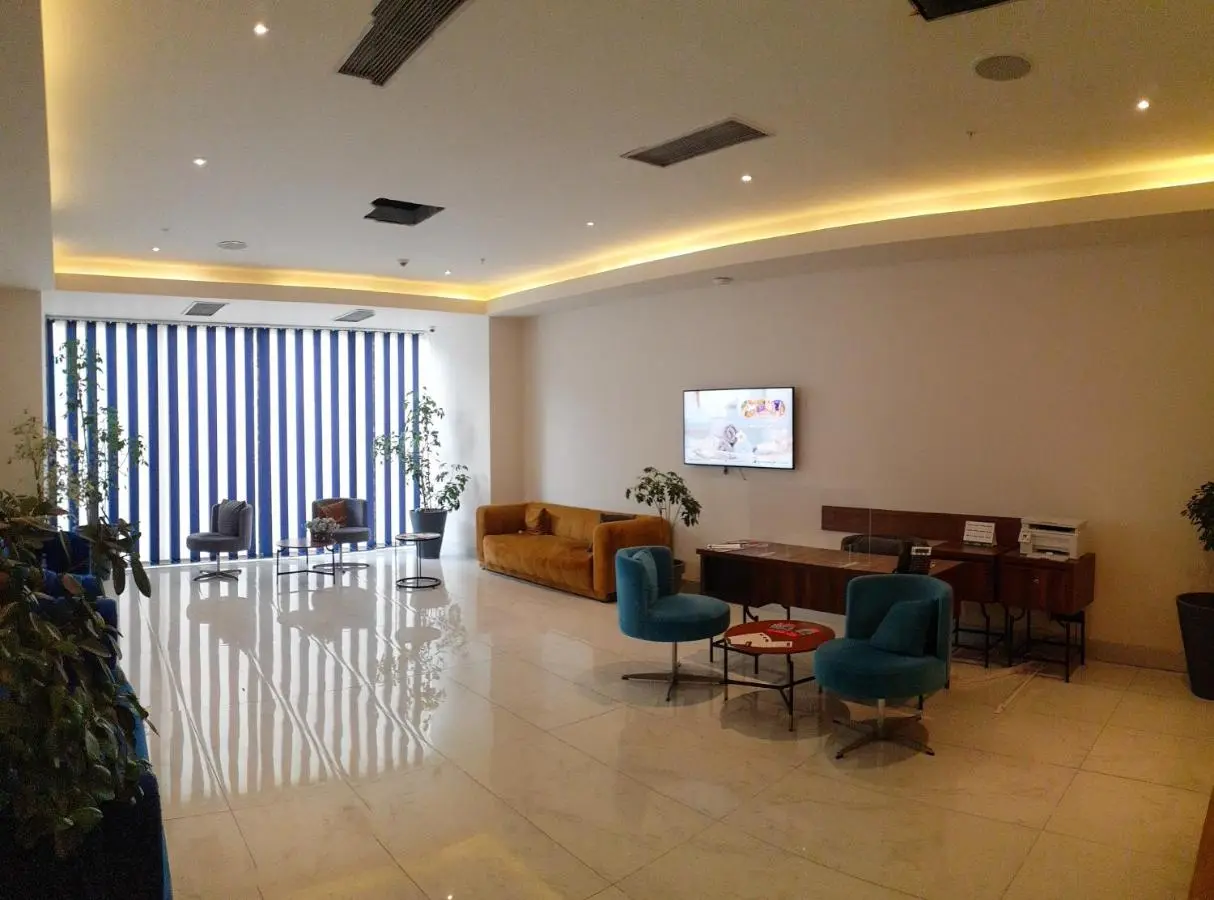 Only Front Sea View, No Side View, Wonderful Panorama, High Floor, Location Guarantee