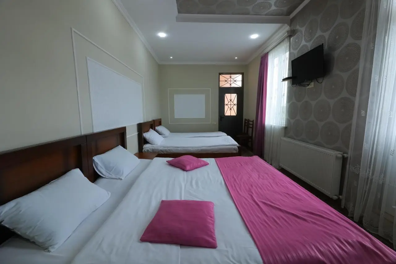 Hotel Harmony