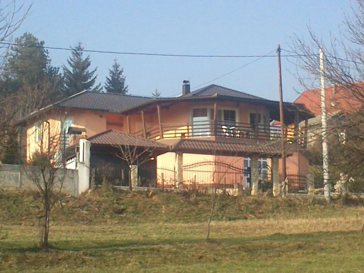 Vila Sani