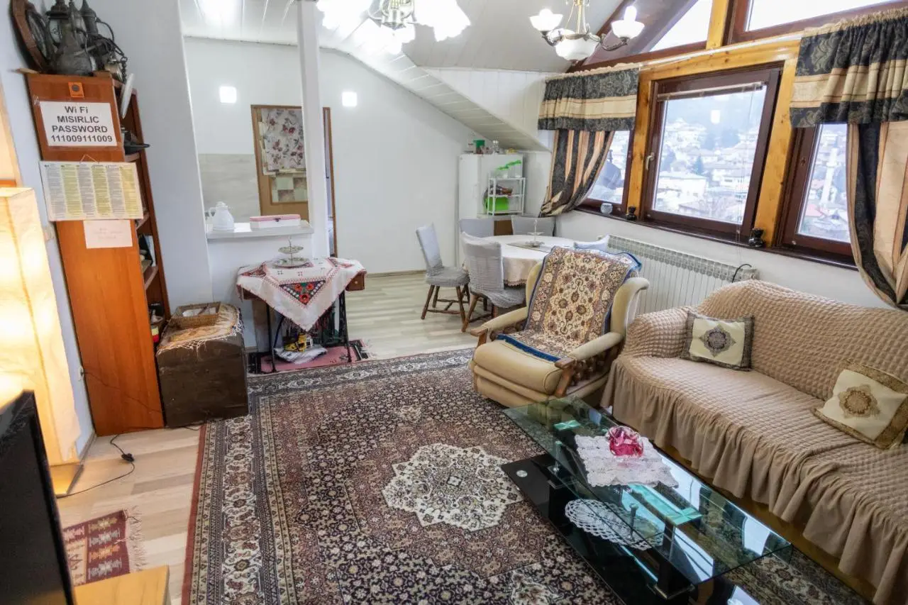 Guest House Fena