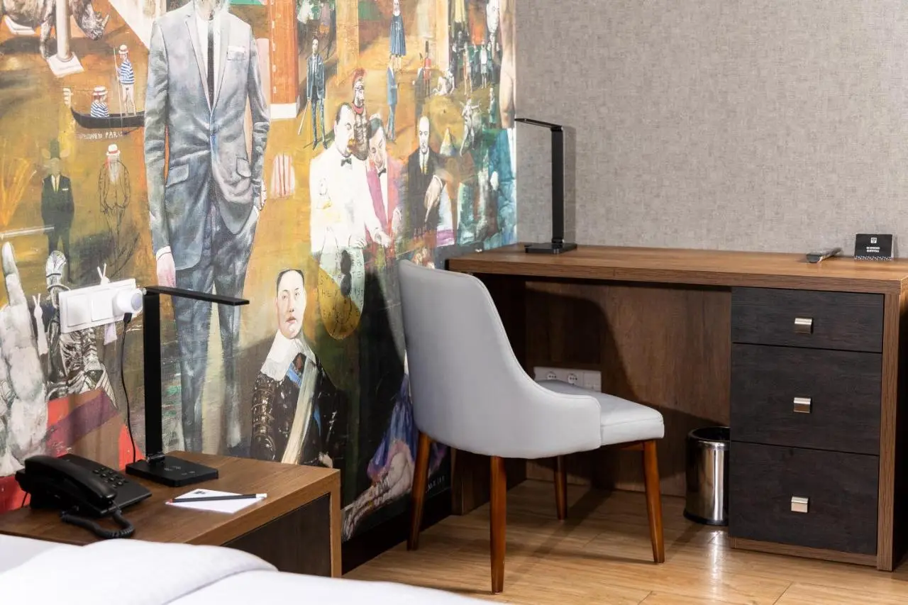 Theory Hotel