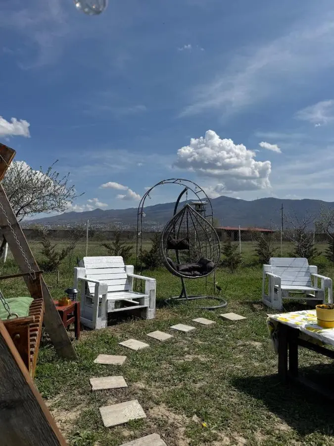 Yellow House Natakhtari