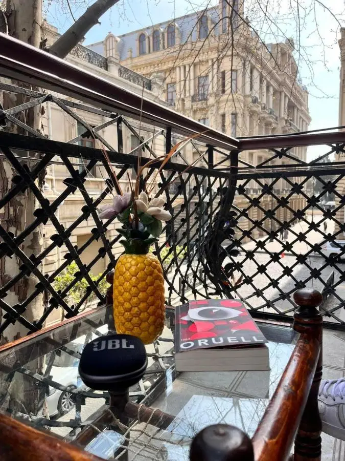 Garden De Baku Nizami Street